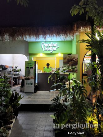 Foto Eksterior di Pandan Segar