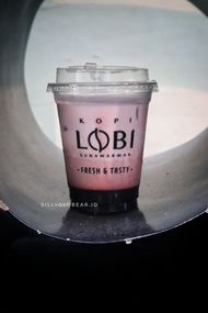 Foto Red Velvet di Kopi Lobi