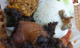 Waroeng Mpok Julid