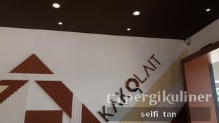 Foto 7 - Interior di Kakolait oleh Selfi Tan