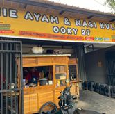 Foto di Mie Ayam & Nasi Kulit Ooky 27