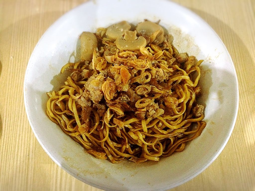 Lontong cap gomeh enak - Review Fransiscus di restoran ...