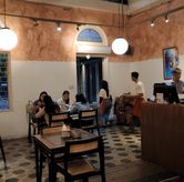 Foto Indoor di Rumah Sejoli