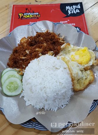 Foto Makanan di Ayam Suwir Padasuka