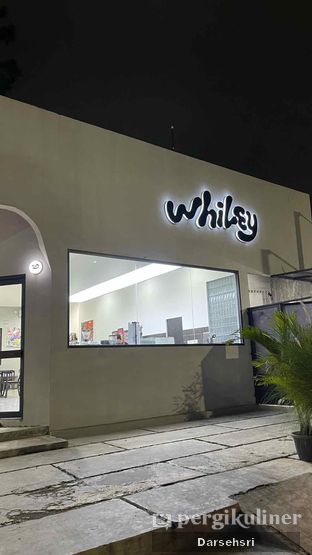 Foto review Whiley oleh Darsehsri  3