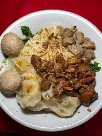 Foto Makanan di Bakmi Lina