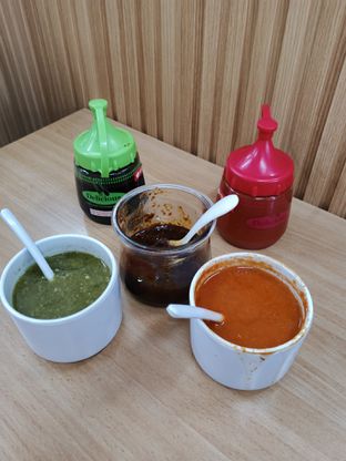 Foto 7 - Interior di Bakso Haji Mail oleh Kuliner_jalan2_mimi_henie 