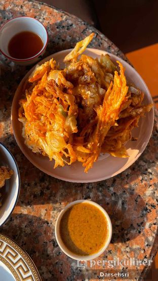 Foto 4 - Makanan di Dreezel Coffee oleh Darsehsri 