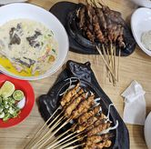 Foto di Sop dan Sate Kambing Bang Kumis