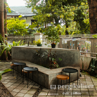 Foto Eksterior di Simetri Coffee Roasters
