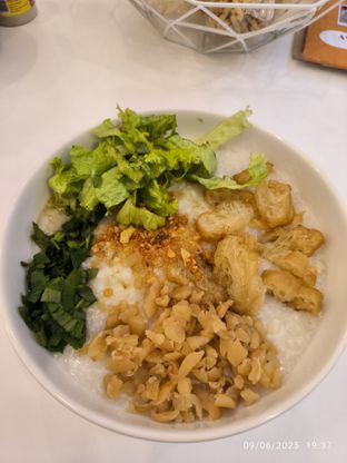 Foto review Bubur Ayam Sultan D'Cafe oleh pinkylily 1