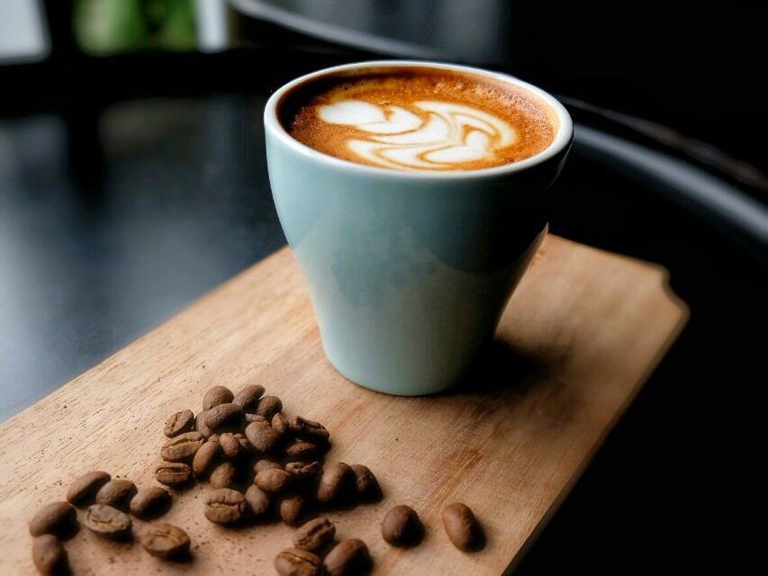 Alasan Kenapa Kopi yang Kamu Minum Terlalu Pahit Rasanya - PergiKuliner.com