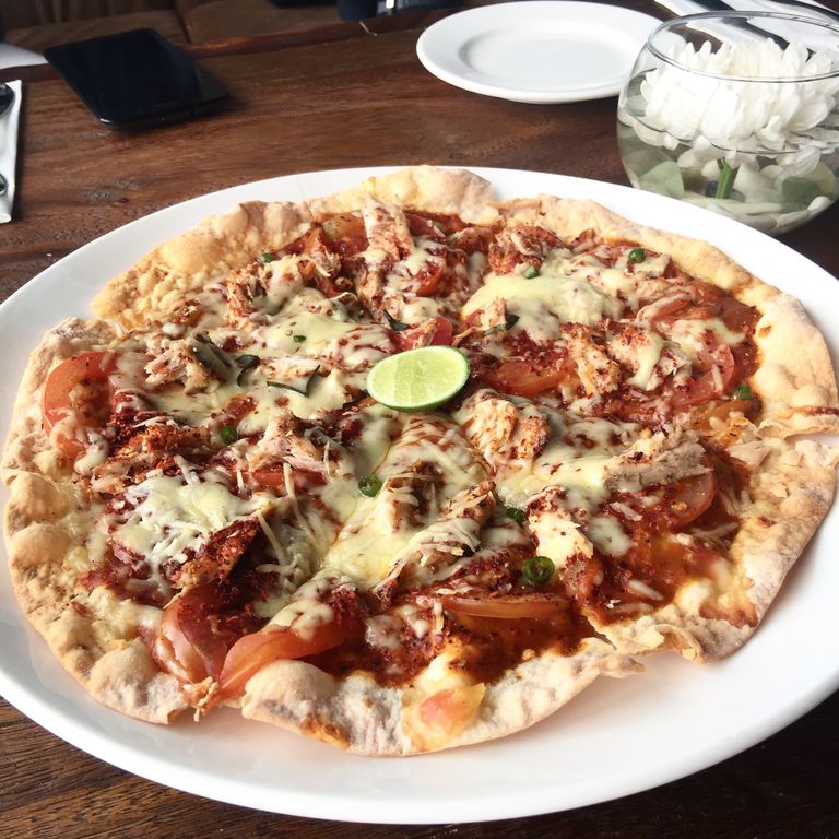 Harga nya cukup oke - Review Anisa Adya di restoran Scenic ...
