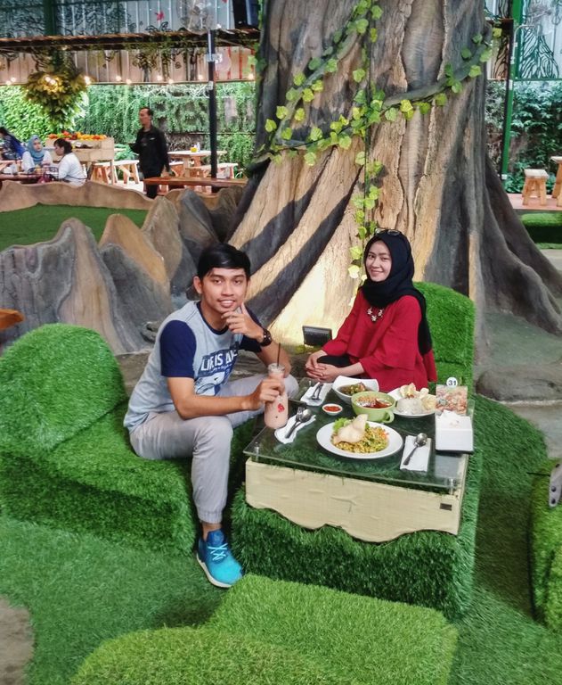 Smoothie Bowl nya enaaaak - Review Kartika Sari di ...