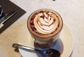 Foto Greyhound Cafe