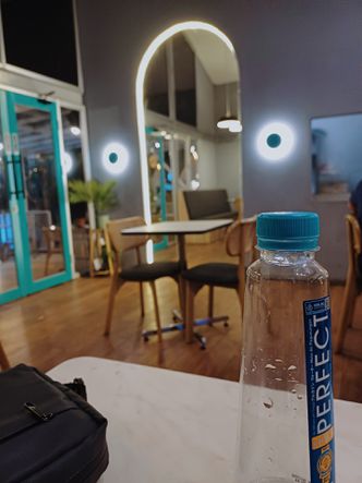 Foto Interior di Pouter Coffee
