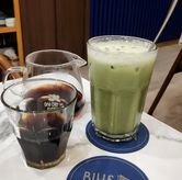 Foto V60 &amp; Iced Matcha di Blue Napkin