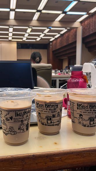 Foto Makanan di Dibawahtangga