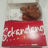 Foto di Ayam Goreng Sekandang