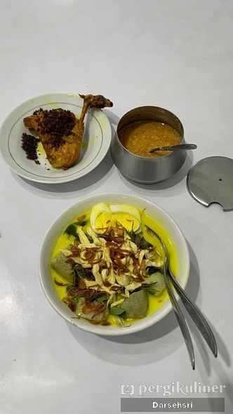 Foto Makanan di Rumah Makan Laksa Cibinong