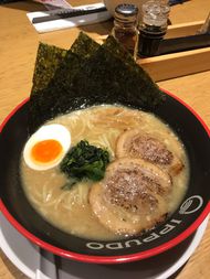 Foto Makanan di Ippudo
