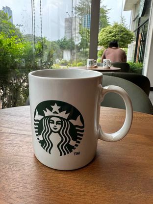 Foto 1 - Makanan di Starbucks oleh Albert Murdiono