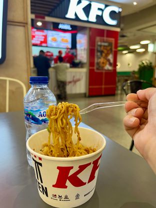 Foto review KFC oleh FoodieTravelDiary23 PL 6
