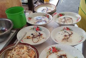 Foto Bubur Ayam Parkiran