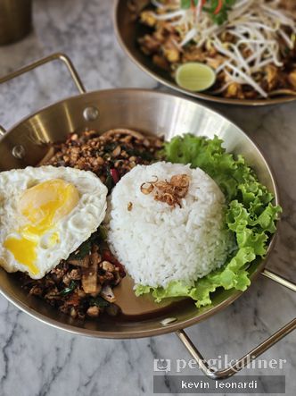 Foto Makanan di Krapow!