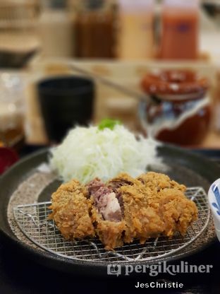 Foto 2 - Makanan(Beef Katsu Cheese) di Kimukatsu oleh JC Wen
