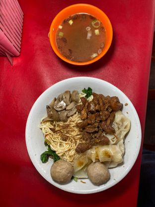Foto 4 - Makanan di Bakmi Lina oleh Nikita Marcia