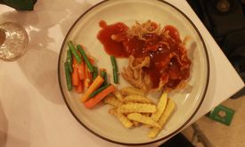 Huk Garden Family Resto