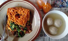 Yamien 88 Cijantung