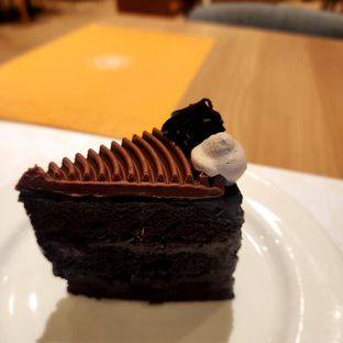 Foto 5 - Makanan di La Verre Patisserie oleh vio kal 