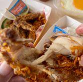 Foto di Ayam Goreng Bawang Putri