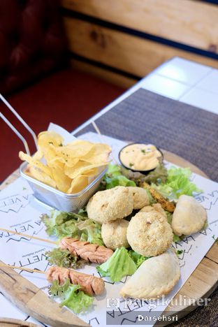 Foto review La Vetta Osteria Italiana oleh Darsehsri  7