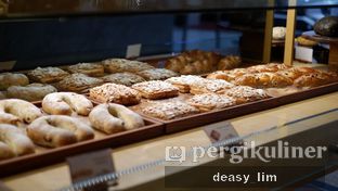 Foto 28 - Interior di Francis Artisan Bakery oleh Deasy Lim