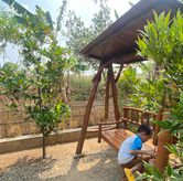 Foto Ayunan Anak Anak di Saung Sate Maranggi “Si Teteh”