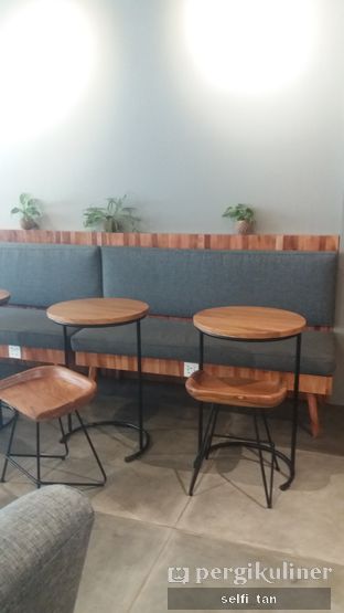 Foto 3 - Interior di Chief Coffee oleh Selfi Tan
