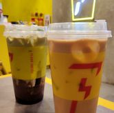 Foto Iced Latte &amp; Choco Matcha di Flash Coffee