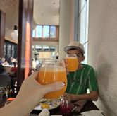Foto Fresh Orange Juice di Sadrasa Kitchen & Bar - Hotel Pullman Bandung Grand Central