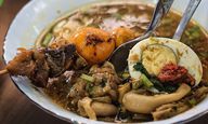 foto makanan di Soto Madura Bpk H. Ngatidjo