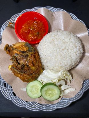 Foto 4 - Makanan di Mie Ayam & Nasi Kulit Ooky 27 oleh Nikita Marcia