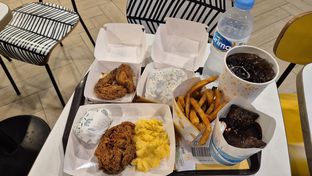 Foto review McDonald's oleh Oemar ichsan 4