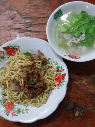 Foto 2 - Makanan di Bakmi Ahiung Khas Jambi oleh Yuli || IG: @franzeskayuli