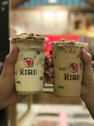Foto Makanan di Kiri Desu