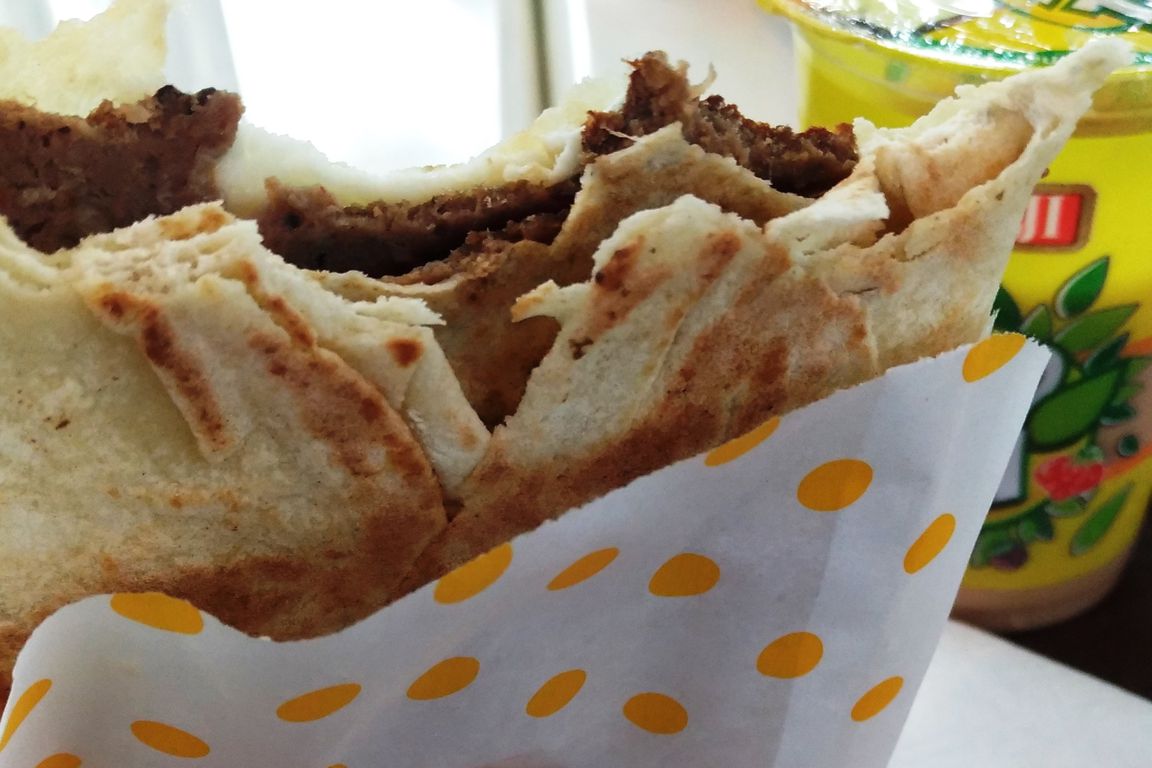 Mozarellanya Naga Melting Review Desriani Ekaputri Rian Ry Di Restoran Doner Kebab Kalibata