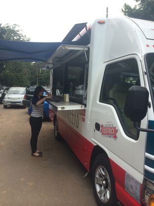 Foto 2 - Makanan di Jakarta Food Truck oleh Bayu Putra