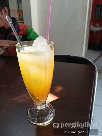 Foto Makanan di RM Karya Sederhana