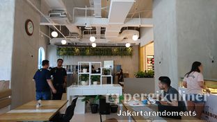 Foto 4 - Interior di Common Grounds oleh Jakartarandomeats